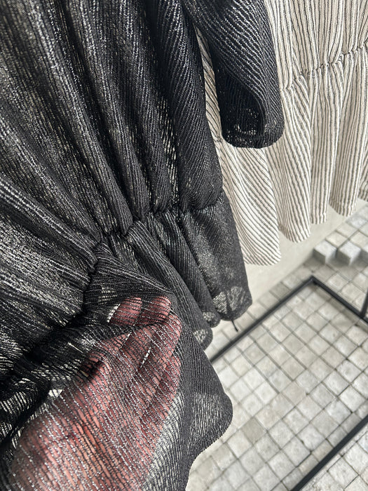 グリッターストライプレースバックギャザーTEE