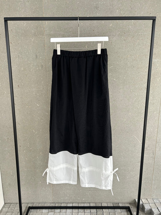 クリスピーナイロンギャザーパンツ