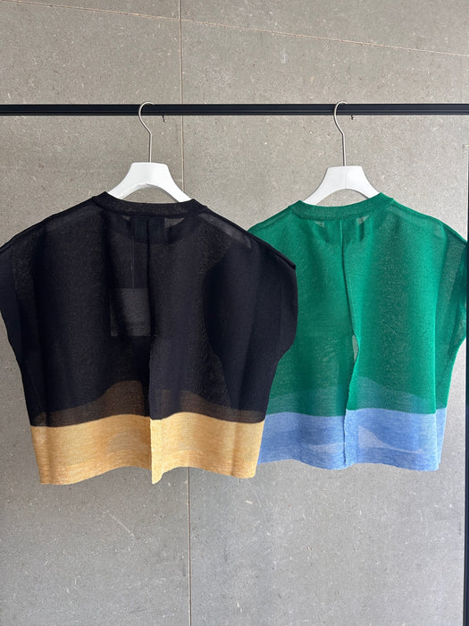 NEW SEASON：ペーパーニット配色ショートジレ