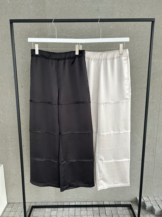 サテンブロック切り替えストレートパンツ