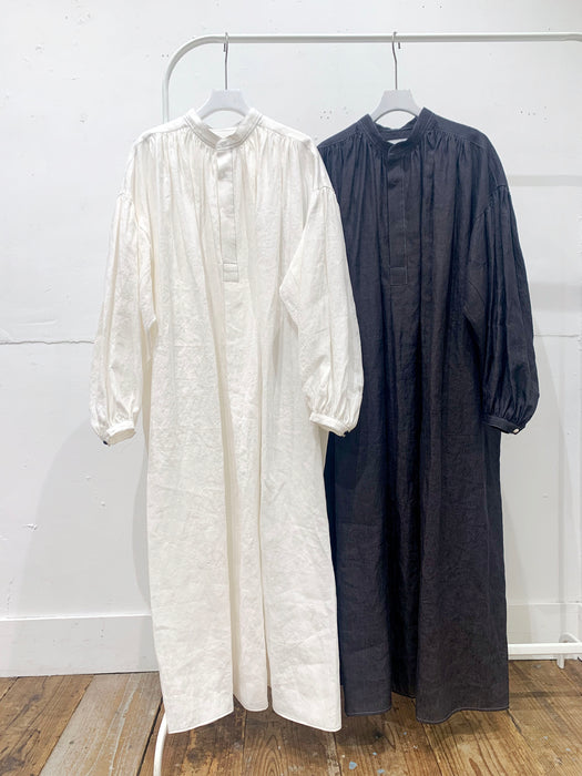 THE ARCHIVE：リネンボリュームスリーブギャザードレス