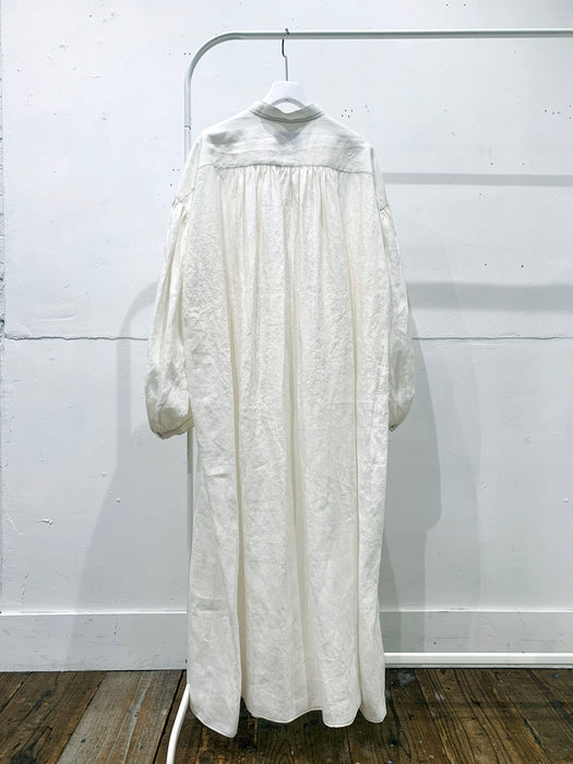 THE ARCHIVE：リネンボリュームスリーブギャザードレス