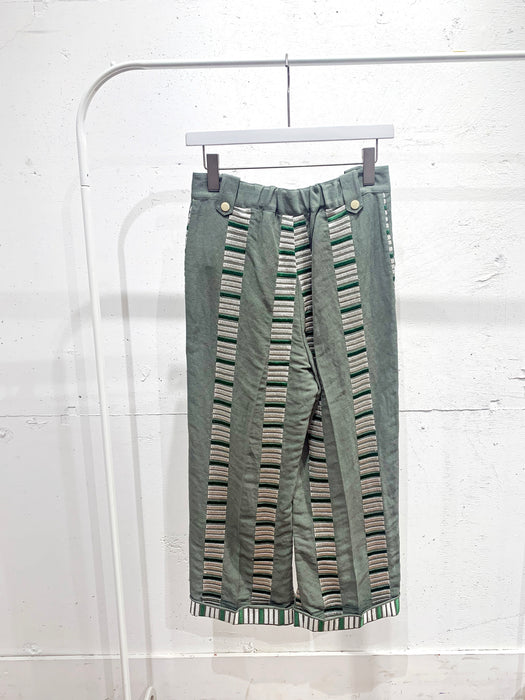 THE ARCHIVE：ブロック刺しゅうセミワイドパンツ